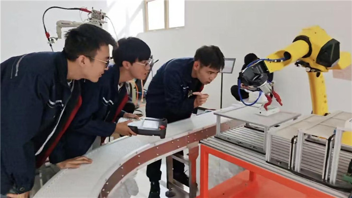 图片2.jpg 图片2.jpg